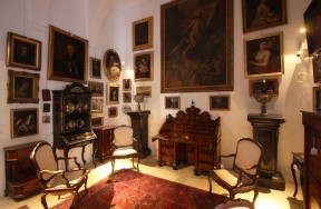 May 2013 - Antiques & Fine Arts Auction at Obelisk Auctions Gallery, Viewing from the 18th till 22nd May. Auction: 23rd till 25th May 2013. An outstanding collection of private entries over 1000 lots including; 17th &18th C. Old Master Paintings, Maltese & European Furniture, Arms & Militaria, rare maps of malta, Maiolica,glass, clocks, china, icons, jewellery, ivory, silver, gold, Maltese Masters of modern art, wrist watches & works of art amongst others. Entries are currently being accepted for this auction. 