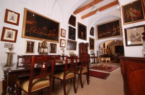 Antiques & Fine Arts Auction